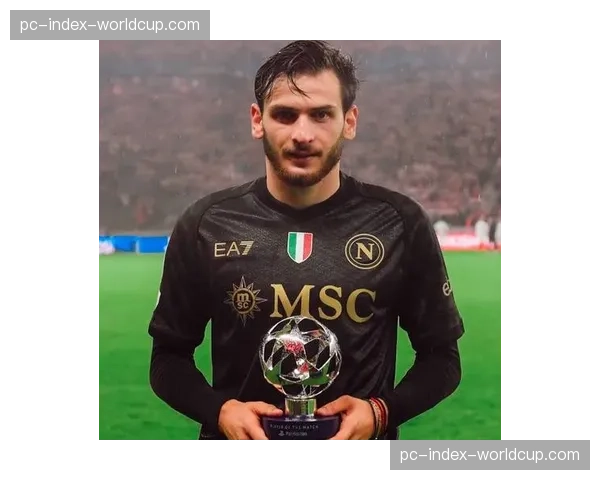 罗马诺：那不勒斯核心克瓦拉茨赫利亚倾向加盟英超，适应更快节奏